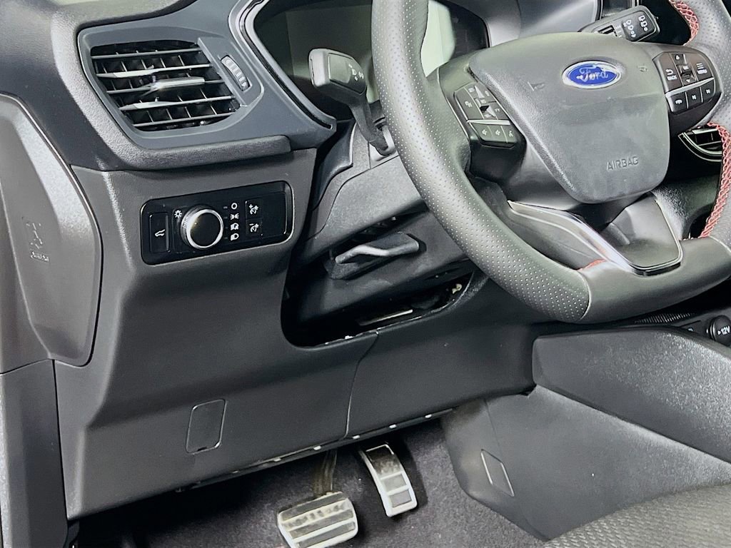Certified 2023 Ford Escape ST-Line w/ Tech Pack #1 image 12