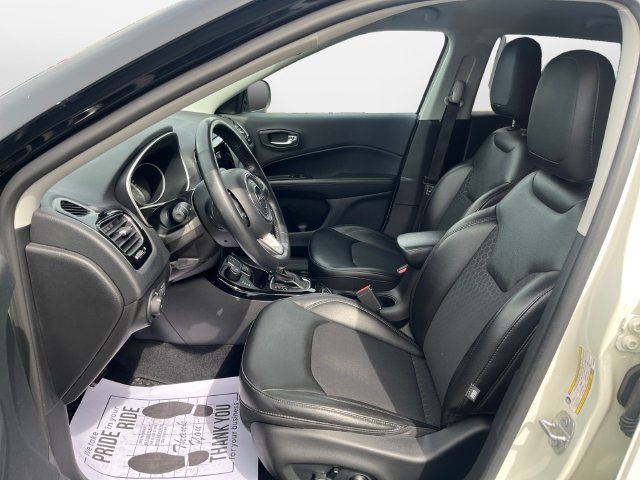 Used 2019 Jeep Compass Latitude AWD/4WD image 9