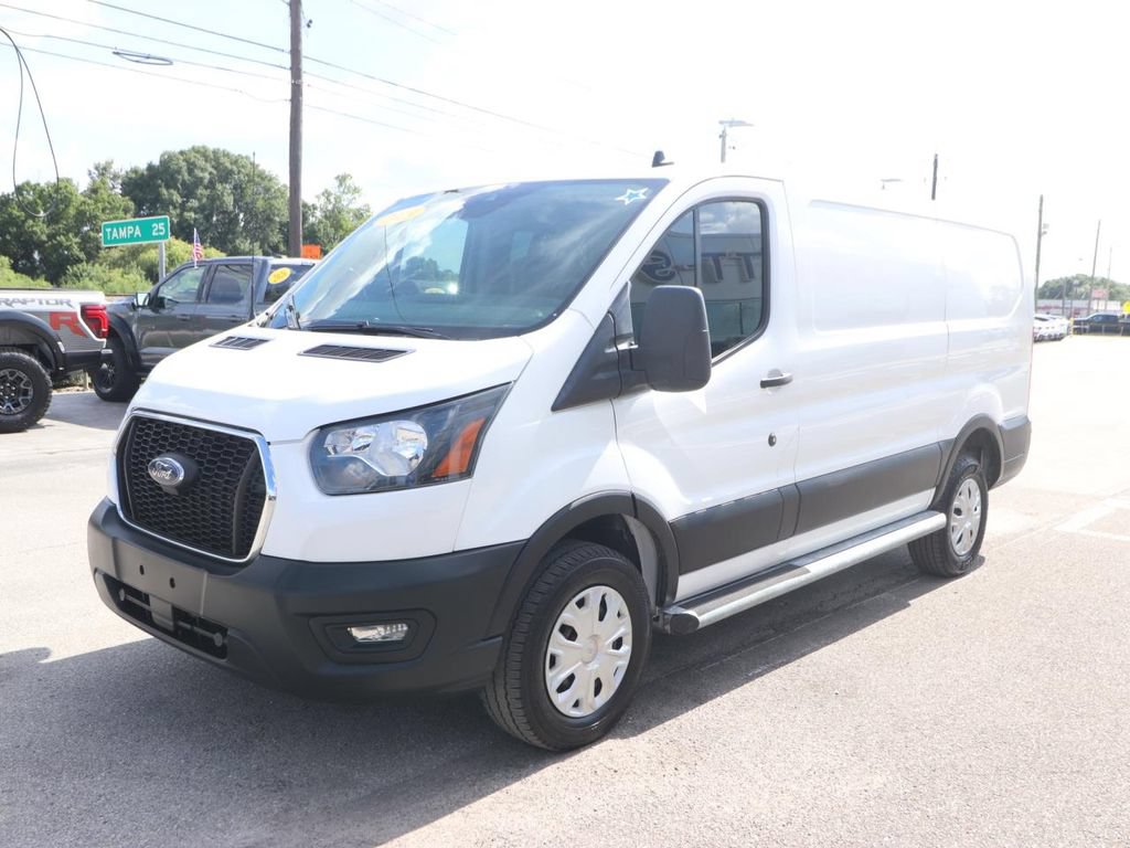 Certified 2023 Ford Transit 250 Low Roof w/ Exterior Upgrade Package RWD image 5