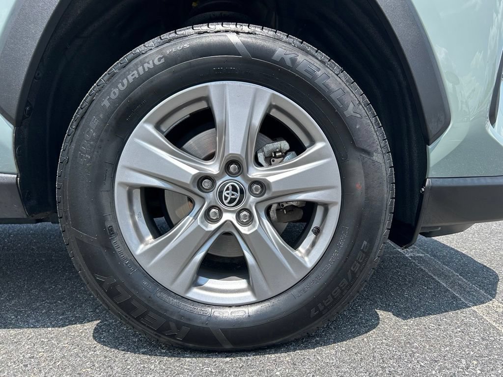 Used 2023 Toyota RAV4 XLE w/ Convenience Package AWD/4WD image 11