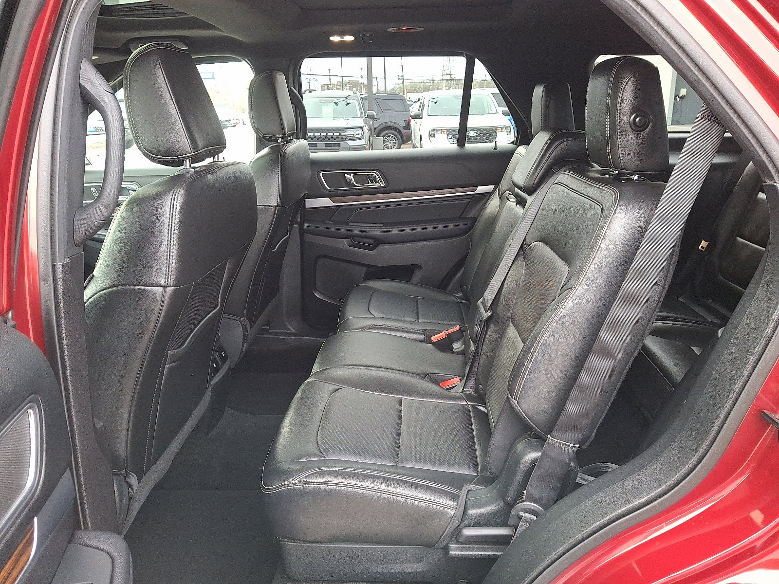 Certified 2018 Ford Explorer Limited w/ Equipment Group 301A image 11