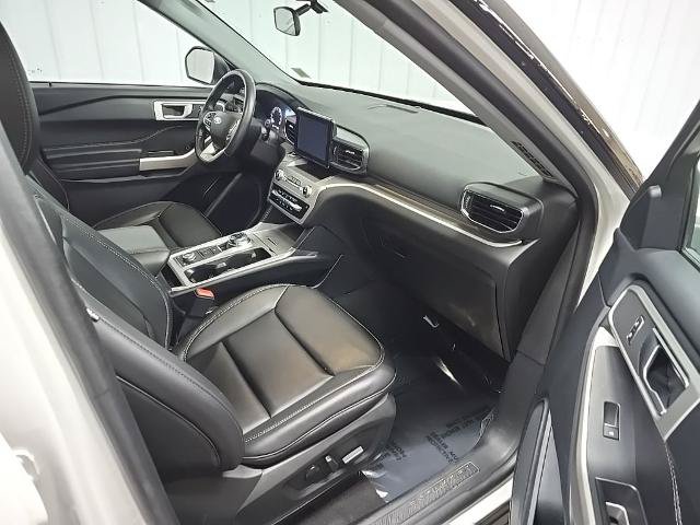 Certified 2023 Ford Explorer XLT w/ Equipment Group 202A AWD/4WD image 20