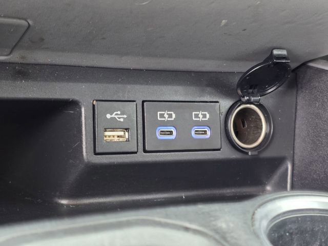 Used 2022 Toyota Highlander XLE image 21