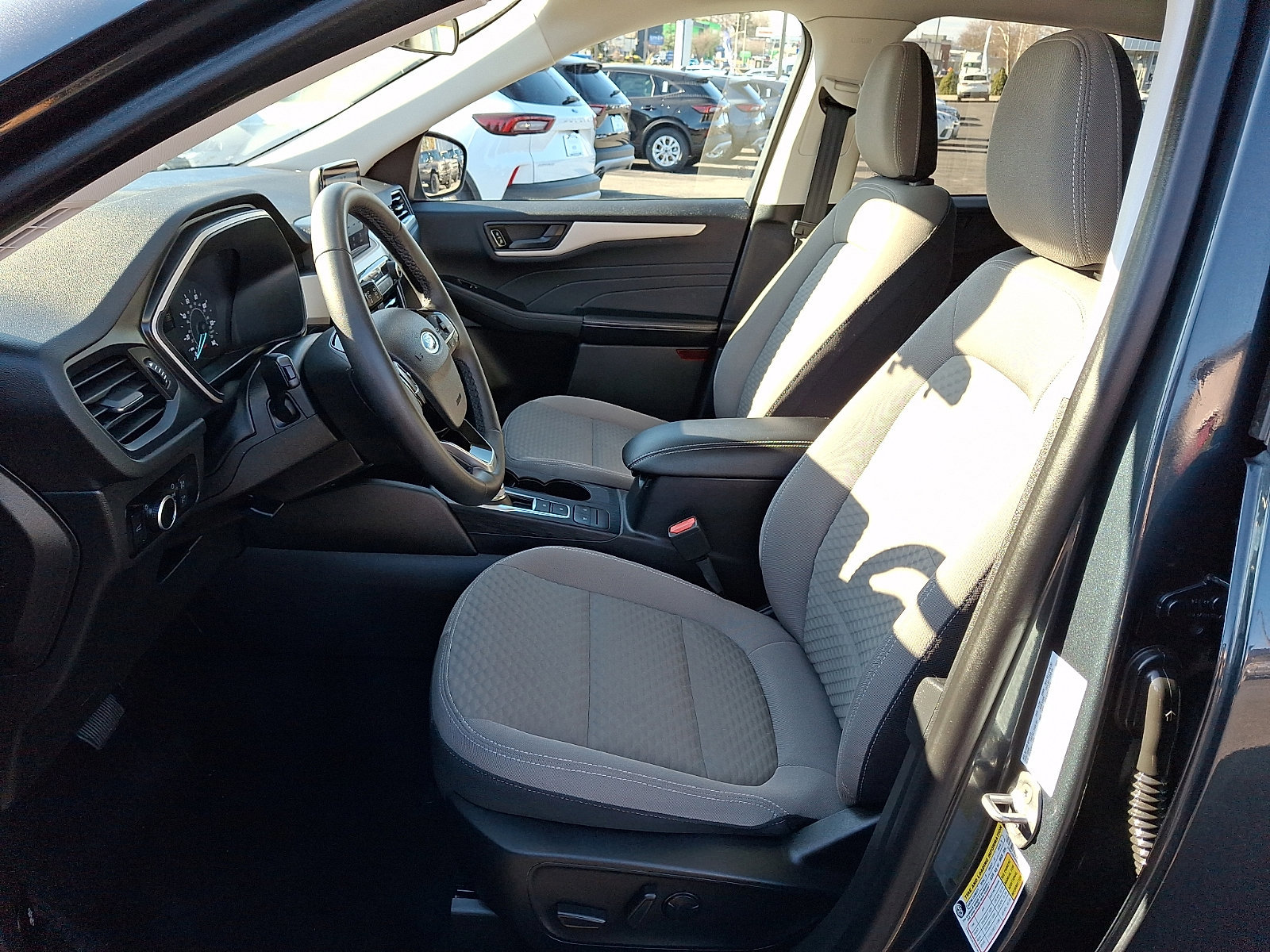 Certified 2022 Ford Escape SE w/ Convenience Package image 15