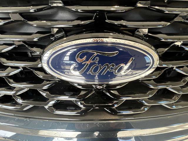 Certified 2024 Ford Explorer ST-Line w/ Class IV Trailer Tow Package AWD/4WD image 30