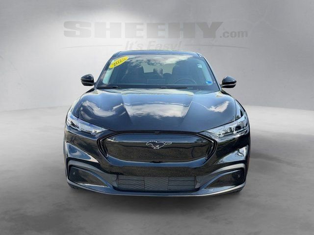 Certified 2025 Ford Mustang Mach-E Premium image 9