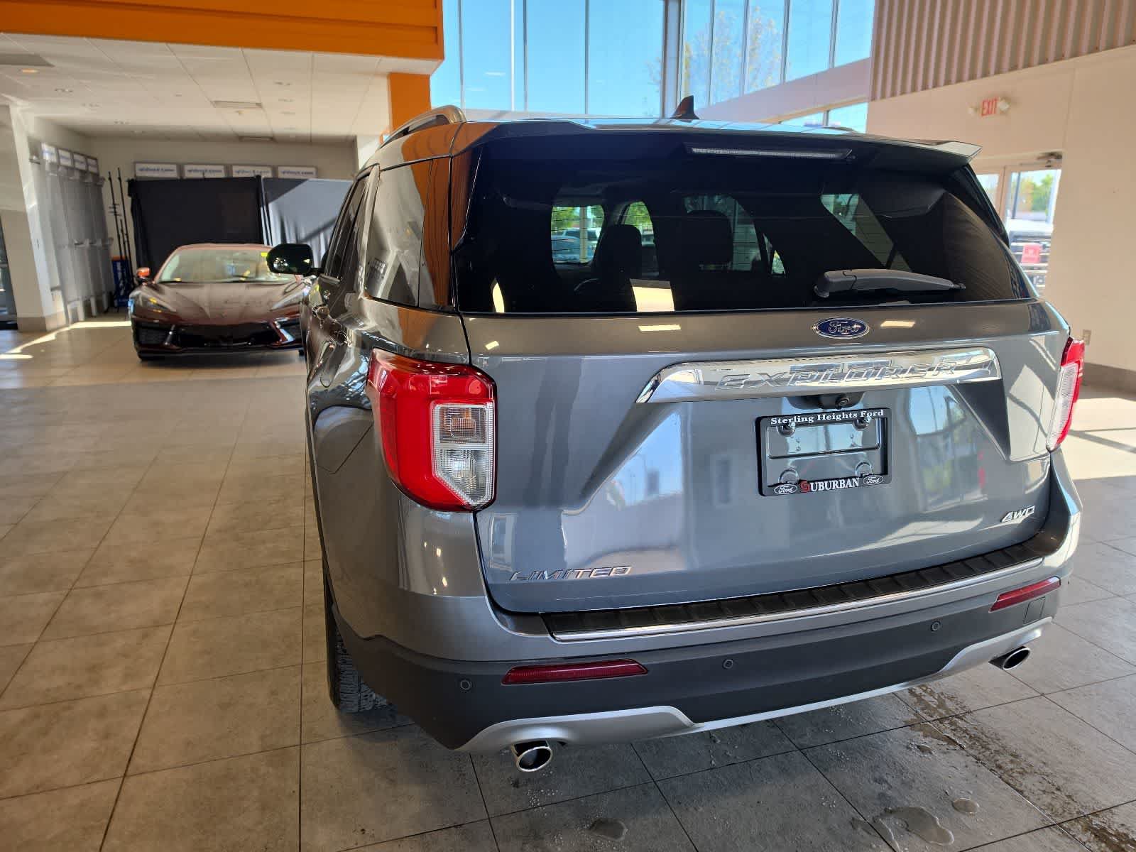 Certified 2022 Ford Explorer Limited AWD/4WD image 10