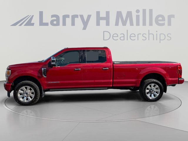 Certified 2022 Ford F350 Platinum AWD/4WD image 2