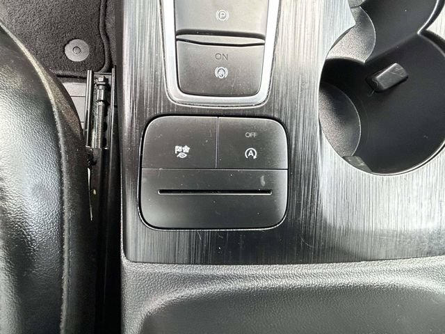 Certified 2025 Ford Escape ST-Line FWD image 23
