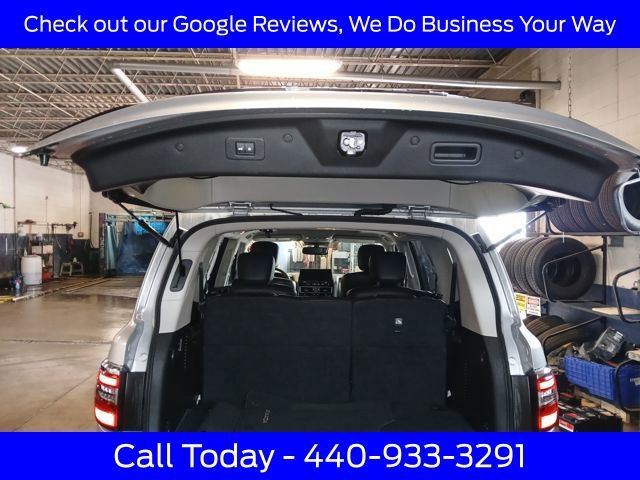 Used 2024 Nissan Armada SL w/ Captain's Chairs Package image 39