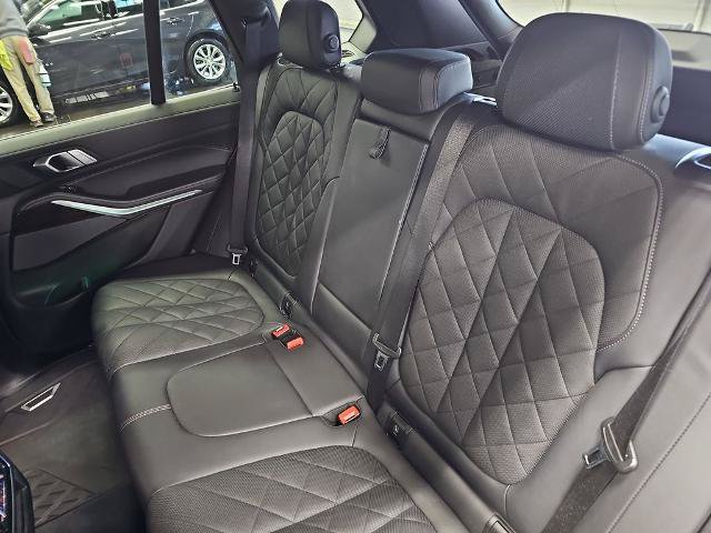 Used 2024 BMW X5 xDrive40i w/ Premium Package AWD/4WD image 14