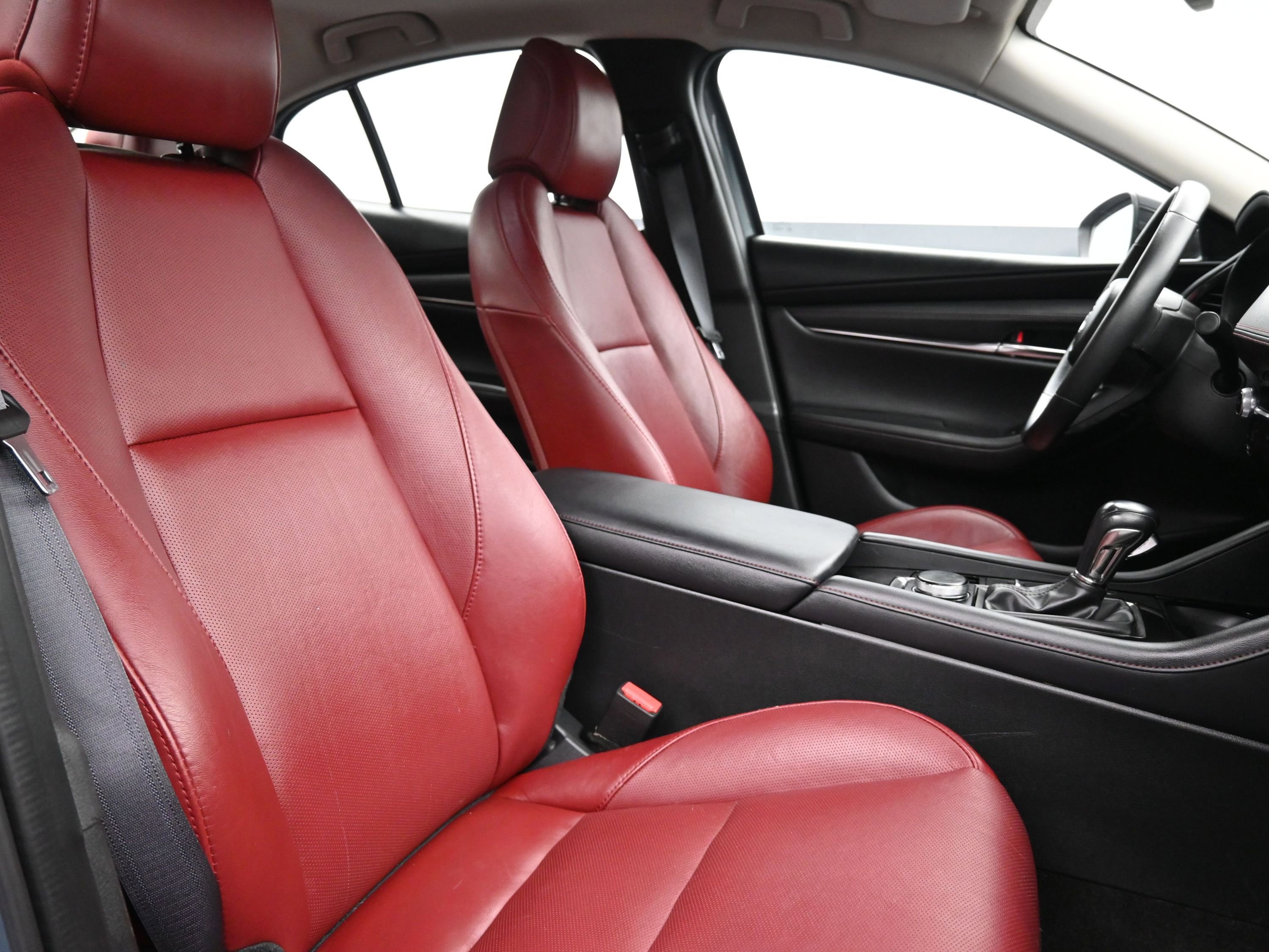 Used 2024 MAZDA MAZDA3 s image 30