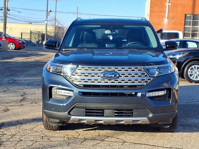Certified 2023 Ford Explorer Limited w/ Limited Technology Package image 4