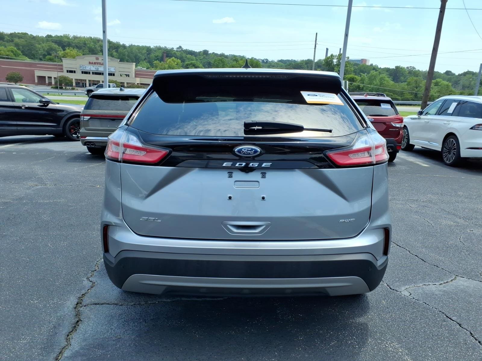 Certified 2024 Ford Edge SEL AWD/4WD image 7