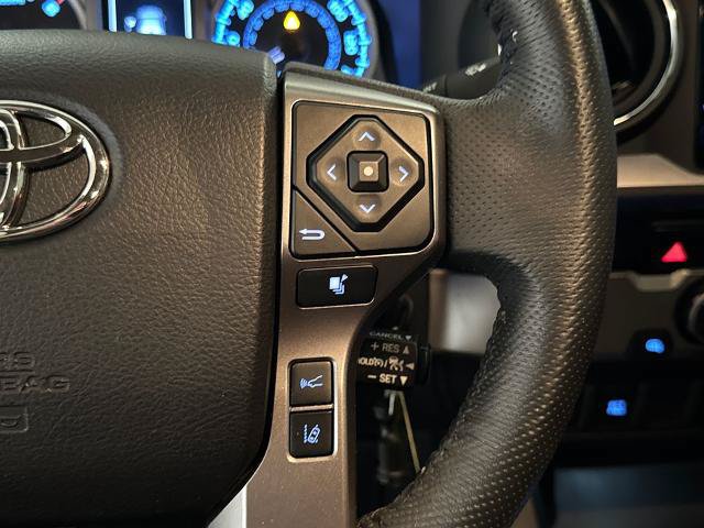 Used 2022 Toyota Tacoma SR5 w/ Technology Package RWD image 15