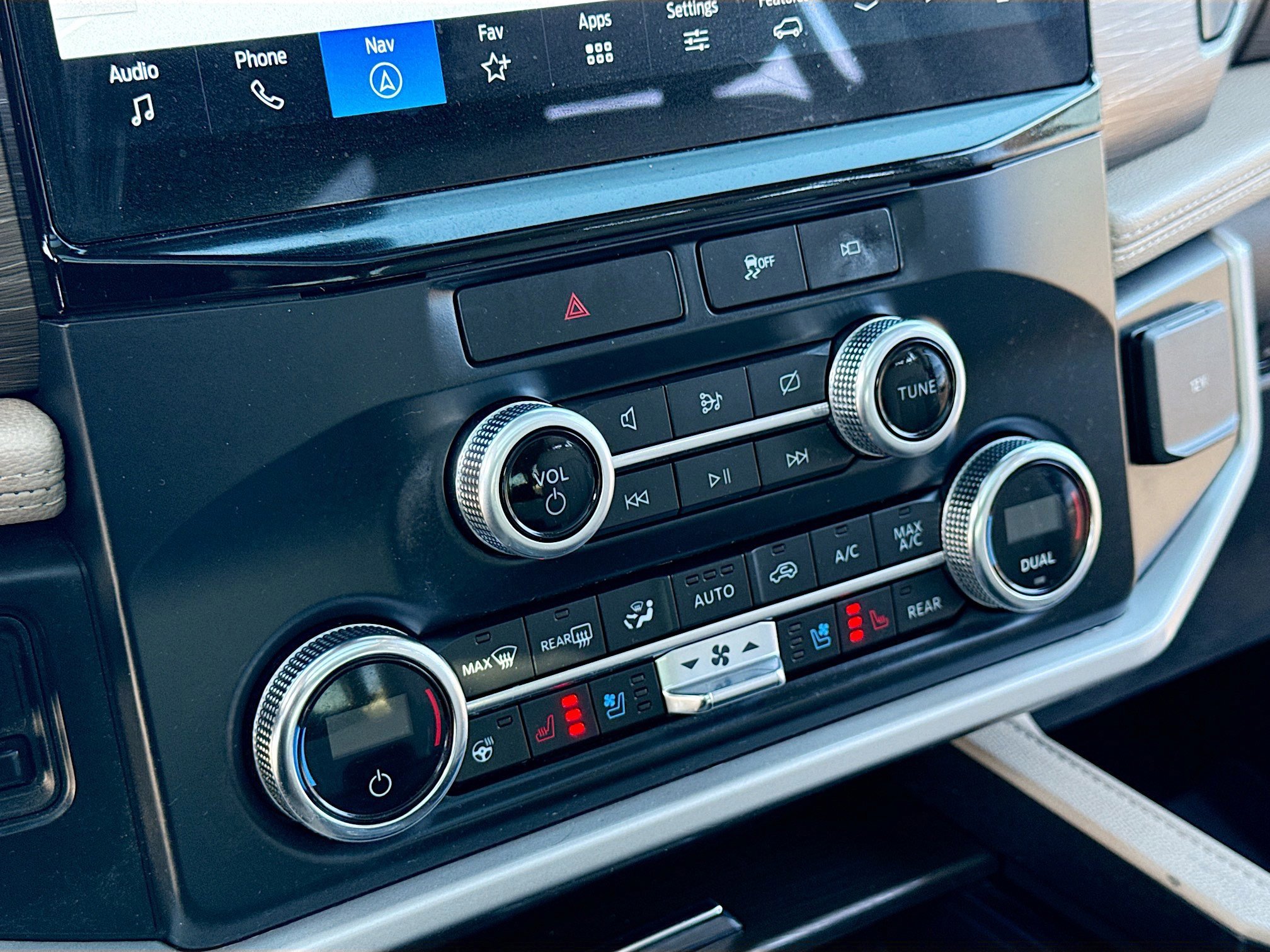 Certified 2022 Ford Expedition Max Limited image 16