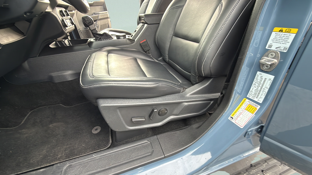Certified 2025 Ford Bronco Outer Banks AWD/4WD image 25