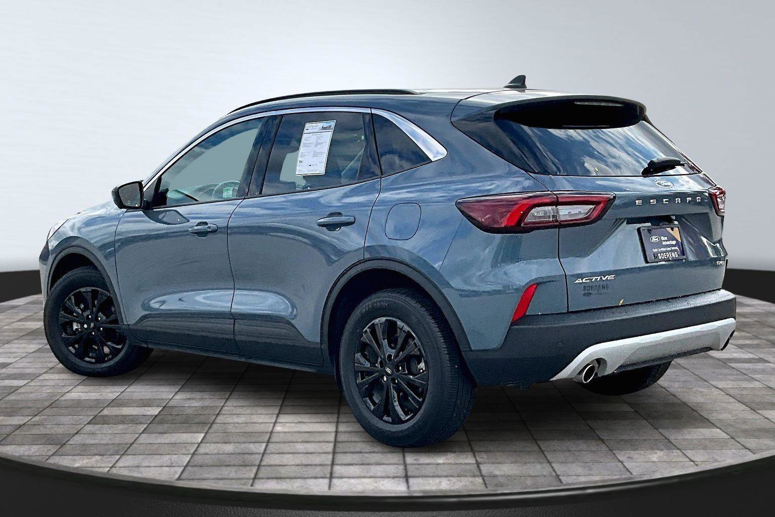 Certified 2023 Ford Escape Active w/ Tech Pack #2 image 4