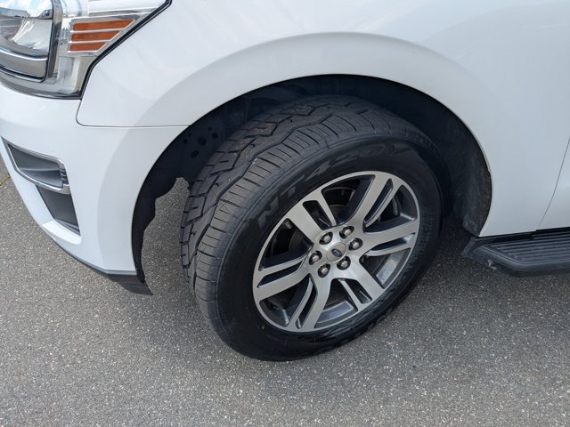 Certified 2024 Ford Expedition Limited AWD/4WD image 5
