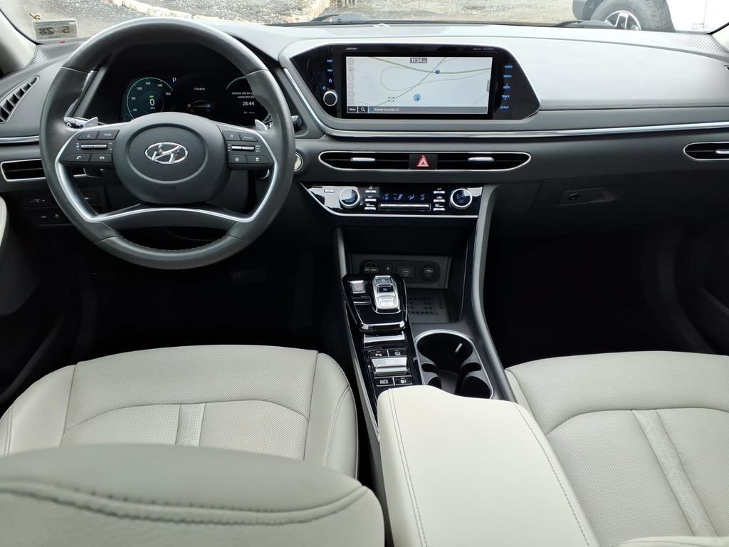 Used 2023 Hyundai Sonata Limited w/ Cargo Package FWD image 6