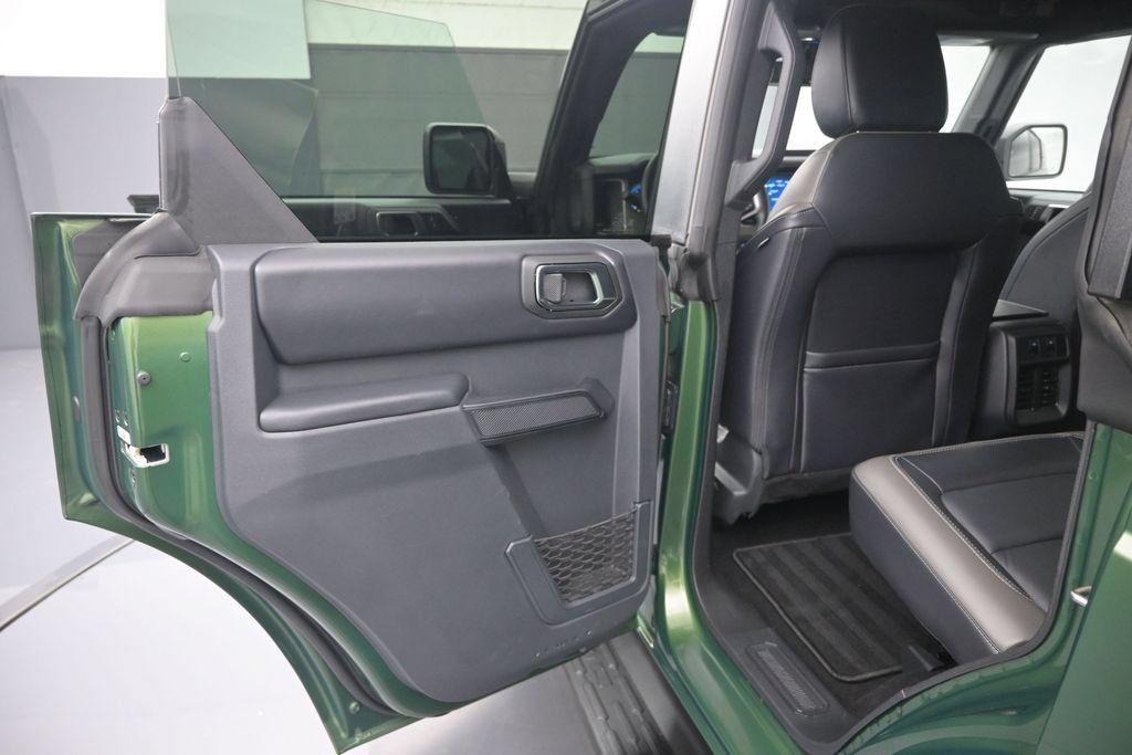 Certified 2025 Ford Bronco Outer Banks AWD/4WD image 11