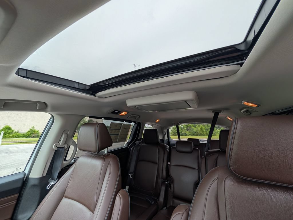 Used 2025 Honda Odyssey Touring image 18