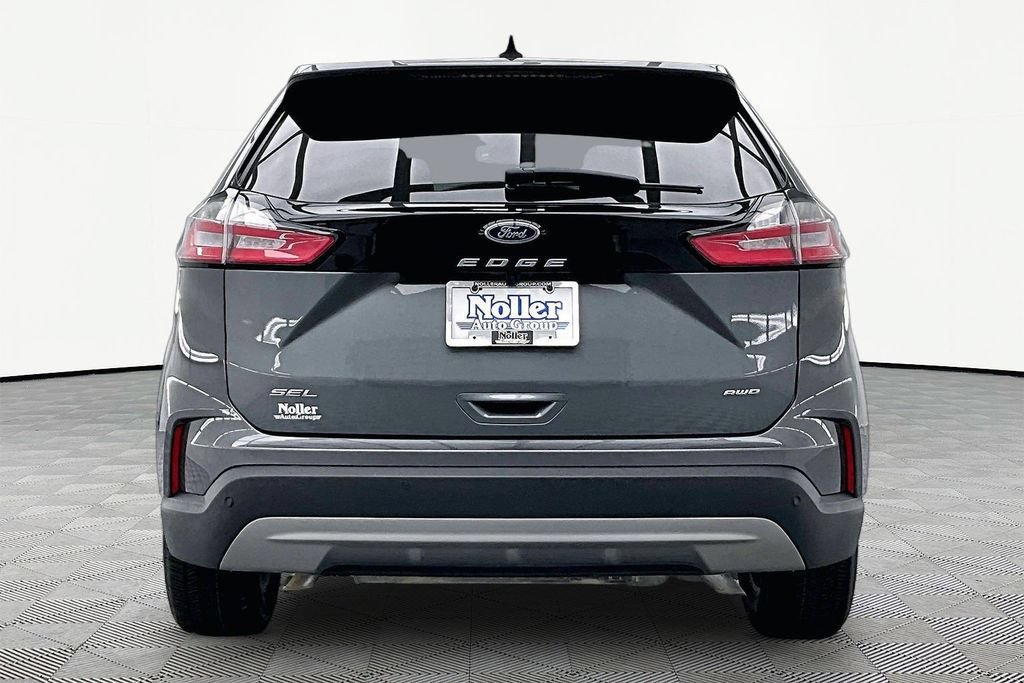 Certified 2024 Ford Edge SEL AWD/4WD image 4