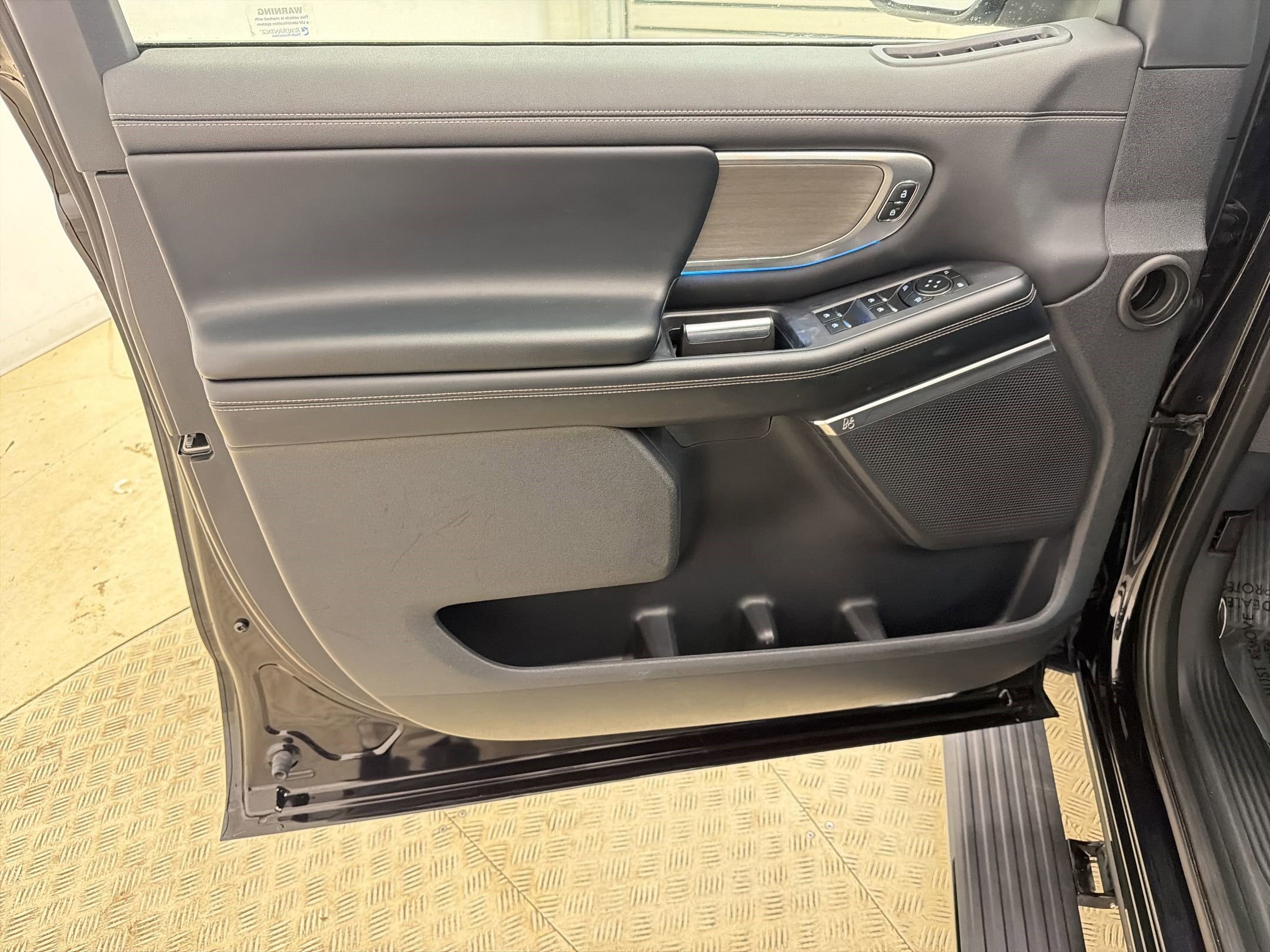 Certified 2025 Ford Expedition Max Platinum AWD/4WD image 19