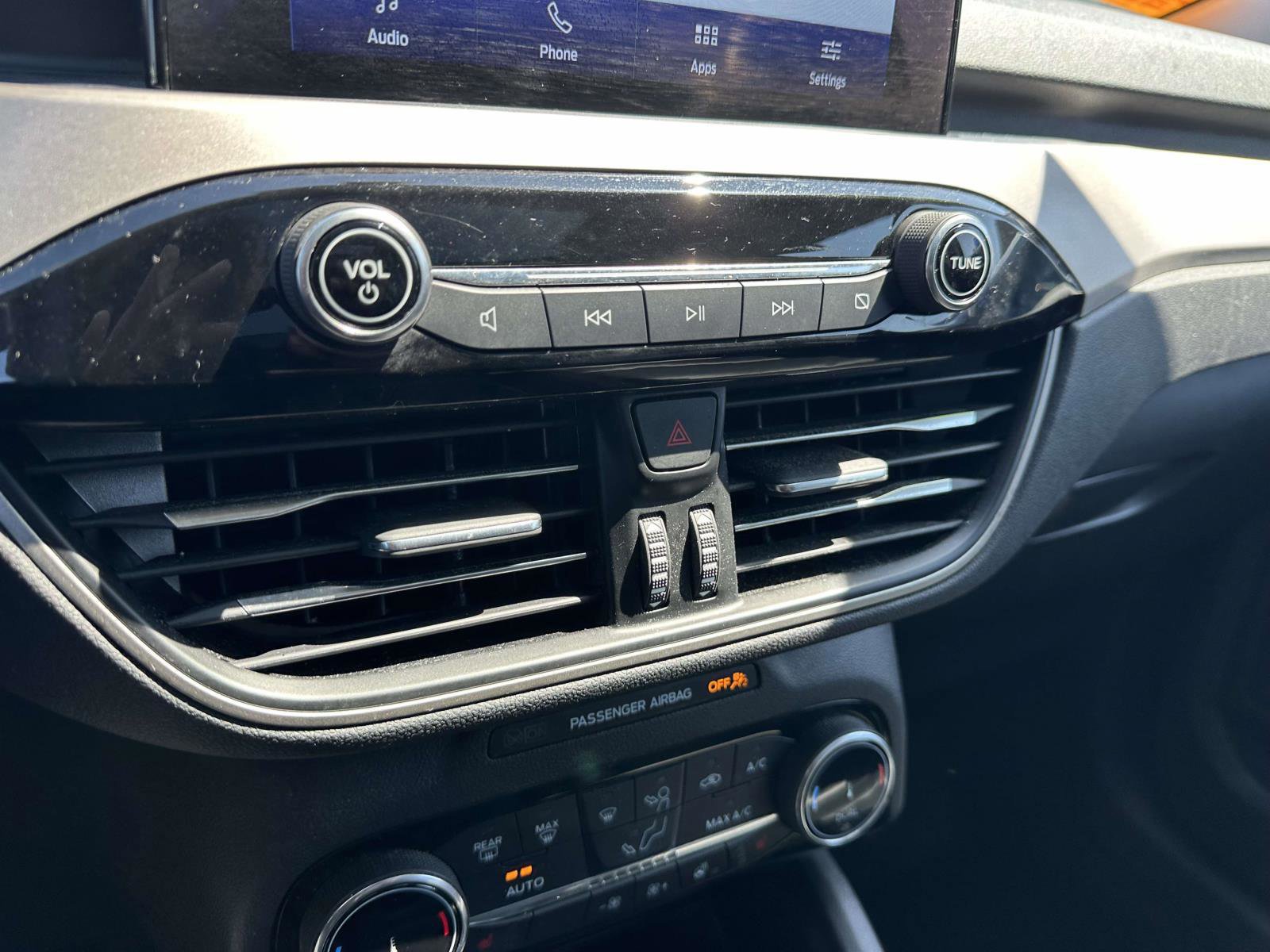 Certified 2022 Ford Escape SEL AWD/4WD image 25