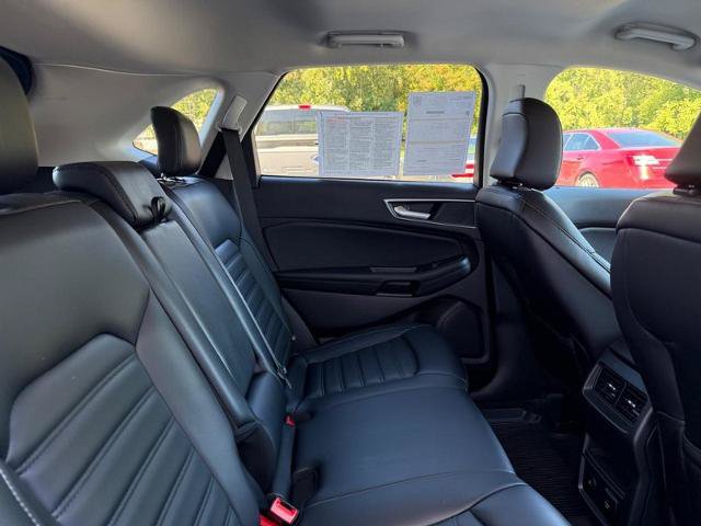 Certified 2024 Ford Edge SEL w/ Convenience Package AWD/4WD image 8