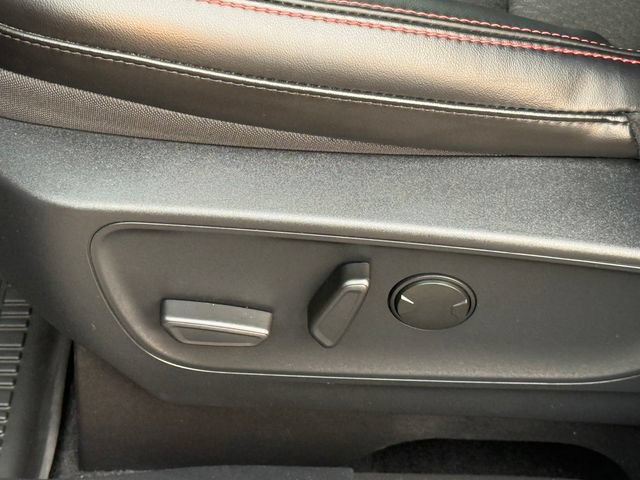 Certified 2024 Ford Escape ST-Line Select w/ Tech Pack #2 AWD/4WD image 8