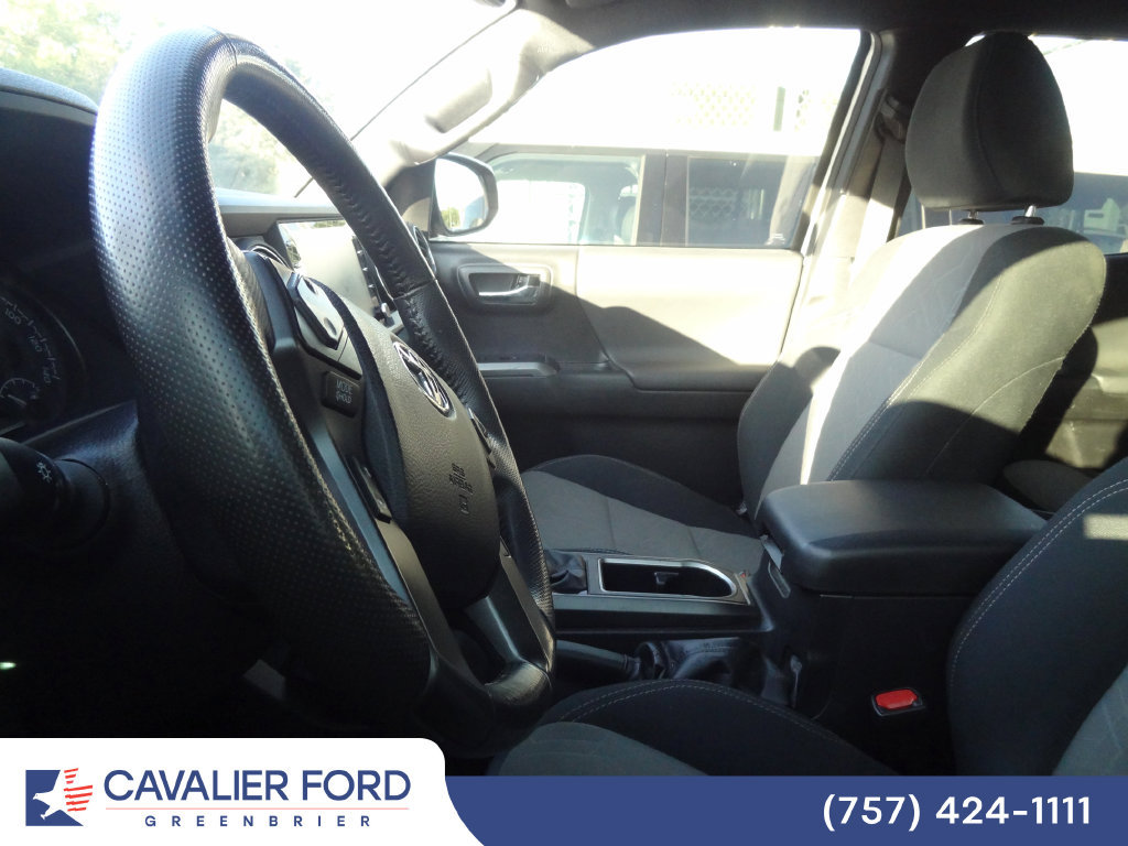 Used 2023 Toyota Tacoma TRD Off-Road AWD/4WD image 8
