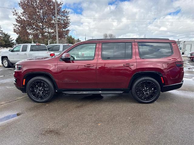 Used 2022 Jeep Wagoneer Series III image 2