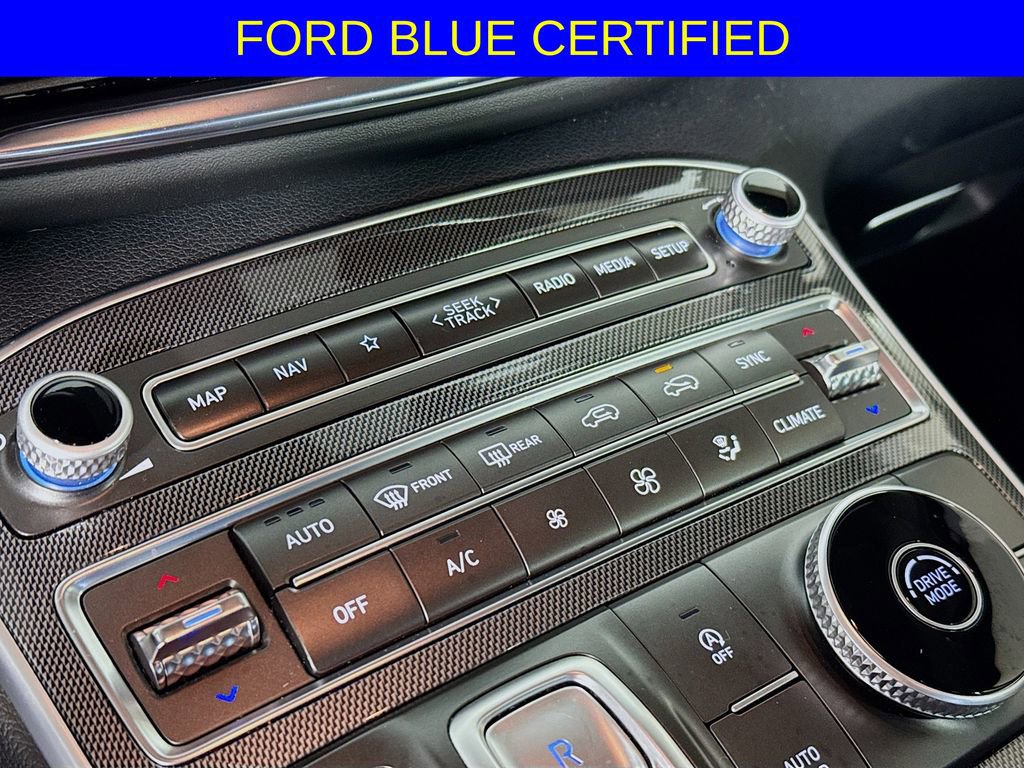 Used 2023 Hyundai Santa Fe SEL image 16