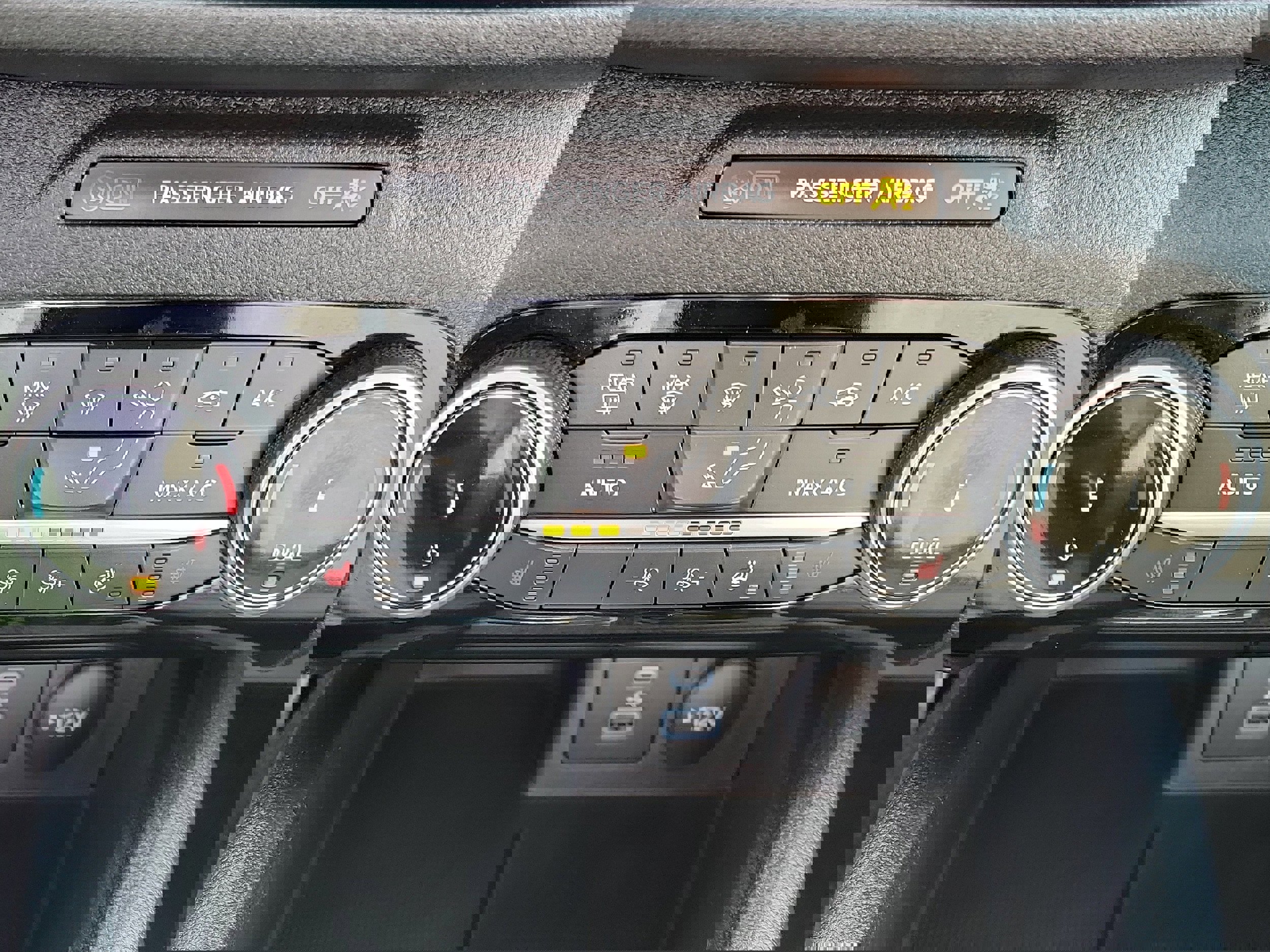 Certified 2022 Ford Escape SE w/ Convenience Package image 31