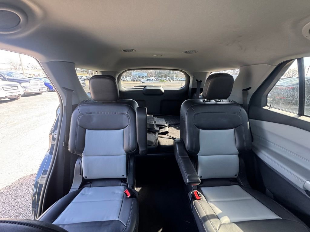 Certified 2023 Ford Explorer XLT w/ Equipment Group 202A image 9