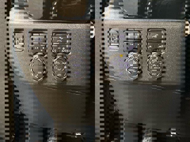 Used 2023 Chevrolet Silverado 1500 RST w/ Z71 Off-Road Package AWD/4WD image 19