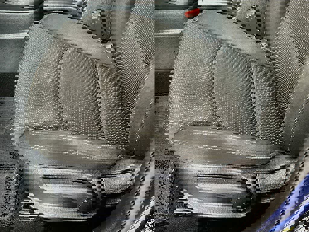 Used 2019 Kia Forte LXS FWD image 28