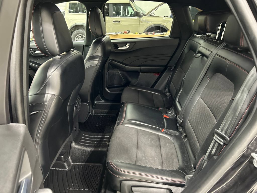 Certified 2024 Ford Escape ST-Line AWD/4WD image 25