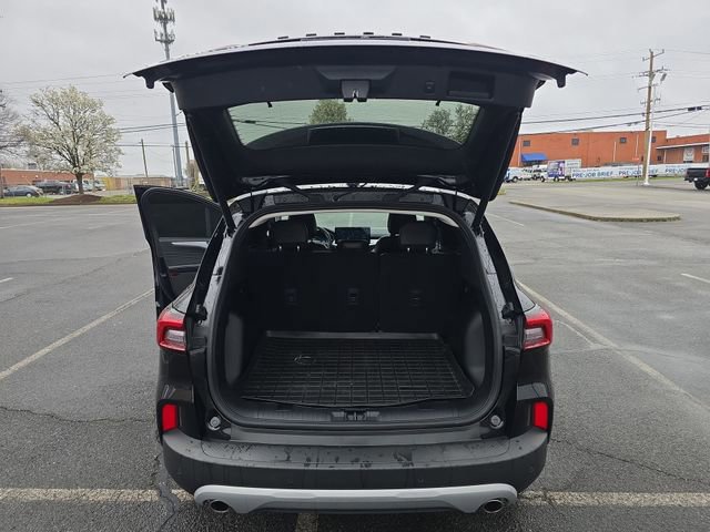 Certified 2024 Ford Escape Platinum image 24