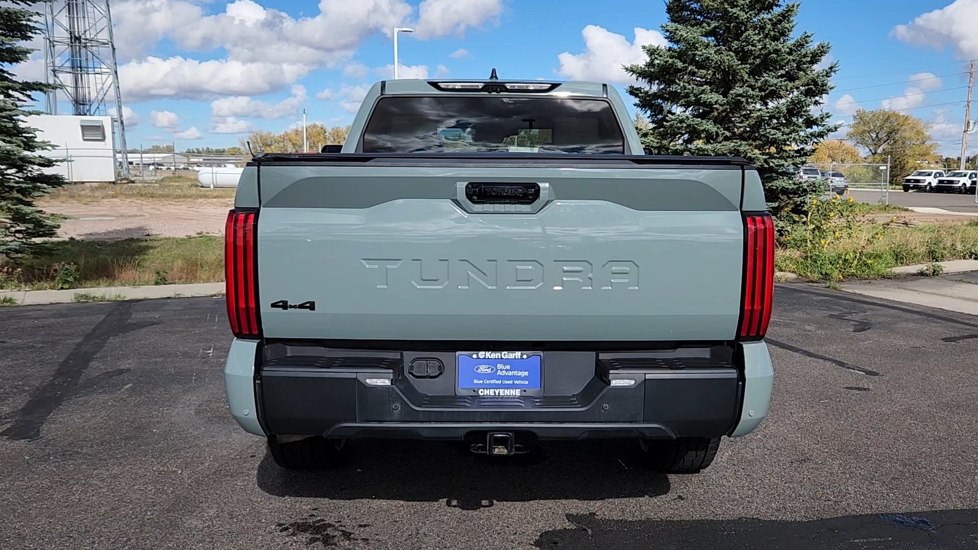 Used 2024 Toyota Tundra Limited w/ TRD Off-Road Package AWD/4WD image 20
