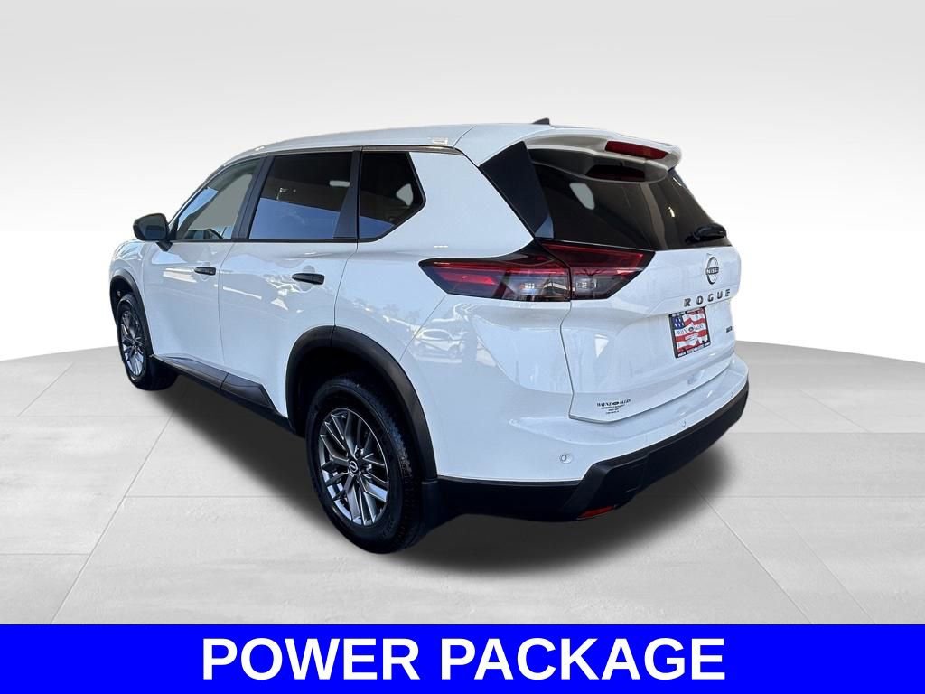 Used 2024 Nissan Rogue S AWD/4WD image 6