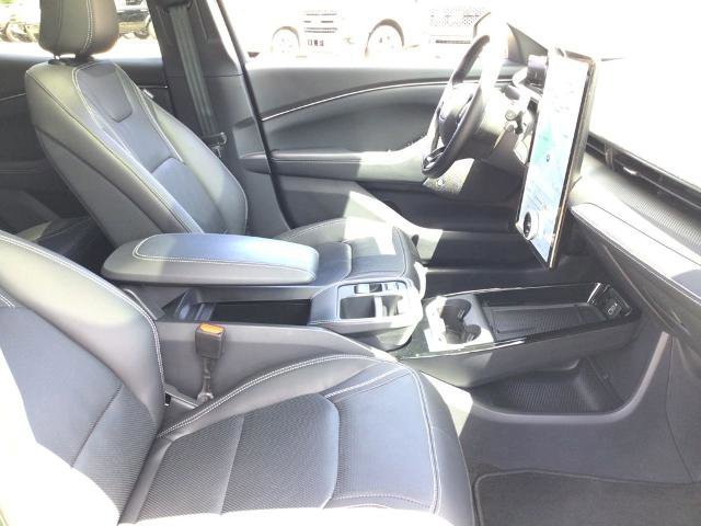 Certified 2025 Ford Mustang Mach-E Premium image 27