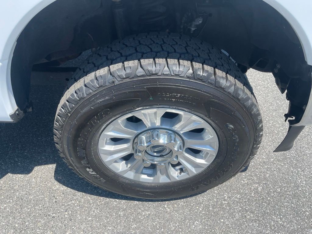 Certified 2022 Ford F350 XL w/ STX Appearance Package AWD/4WD image 17