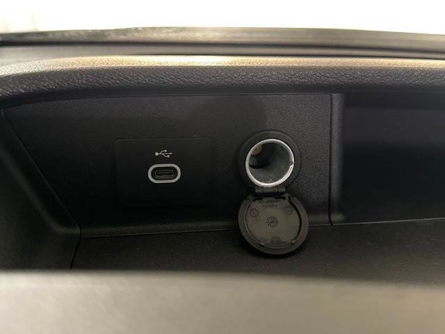 Certified 2024 Ford Transit 350 XLT RWD image 32