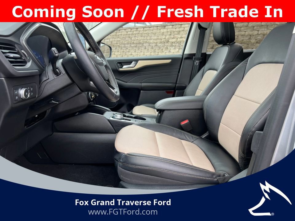 Certified 2022 Ford Escape Titanium w/ Titanium Elite Package image 9