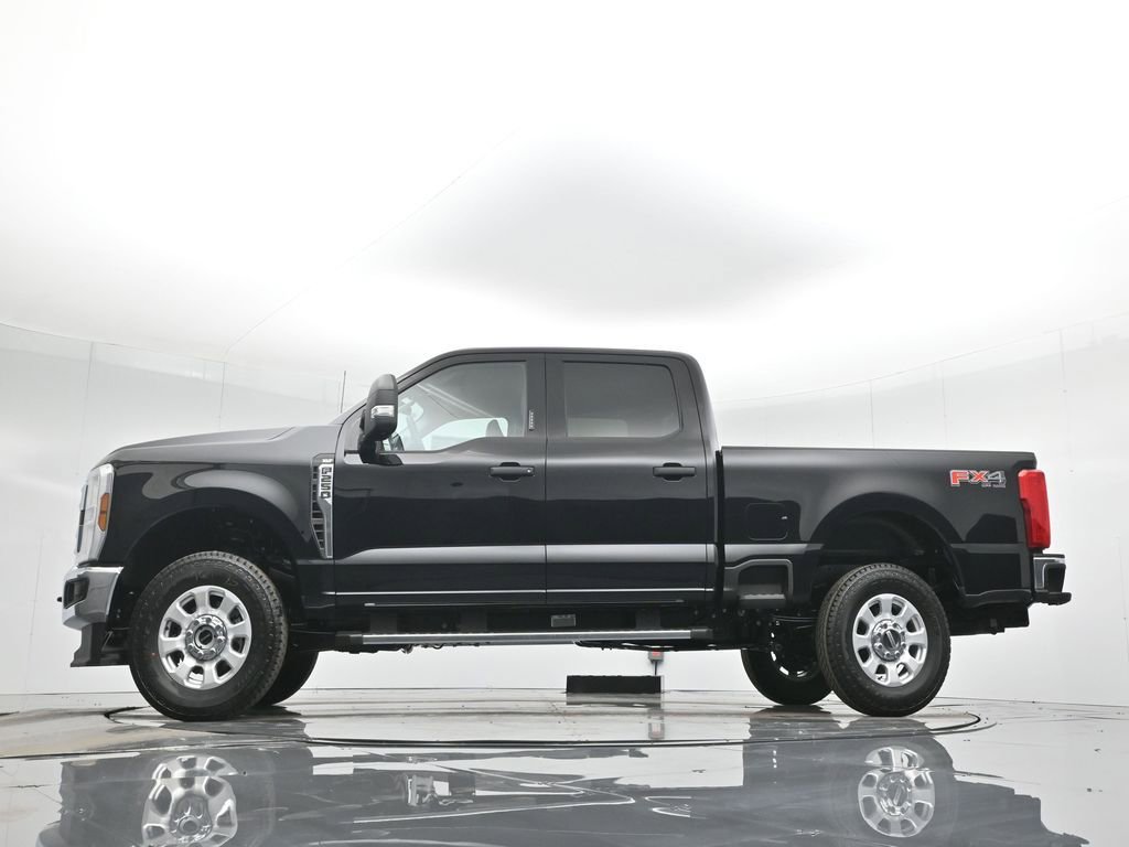 Certified 2024 Ford F250 XLT w/ FX4 Off-Road Package AWD/4WD image 8