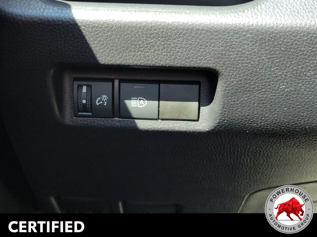 Used 2024 Toyota RAV4 LE FWD image 27