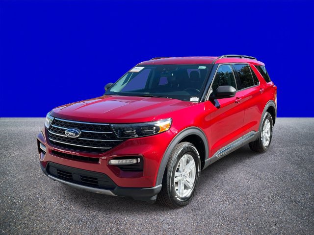 Certified 2023 Ford Explorer XLT w/ Equipment Group 202A AWD/4WD image 7