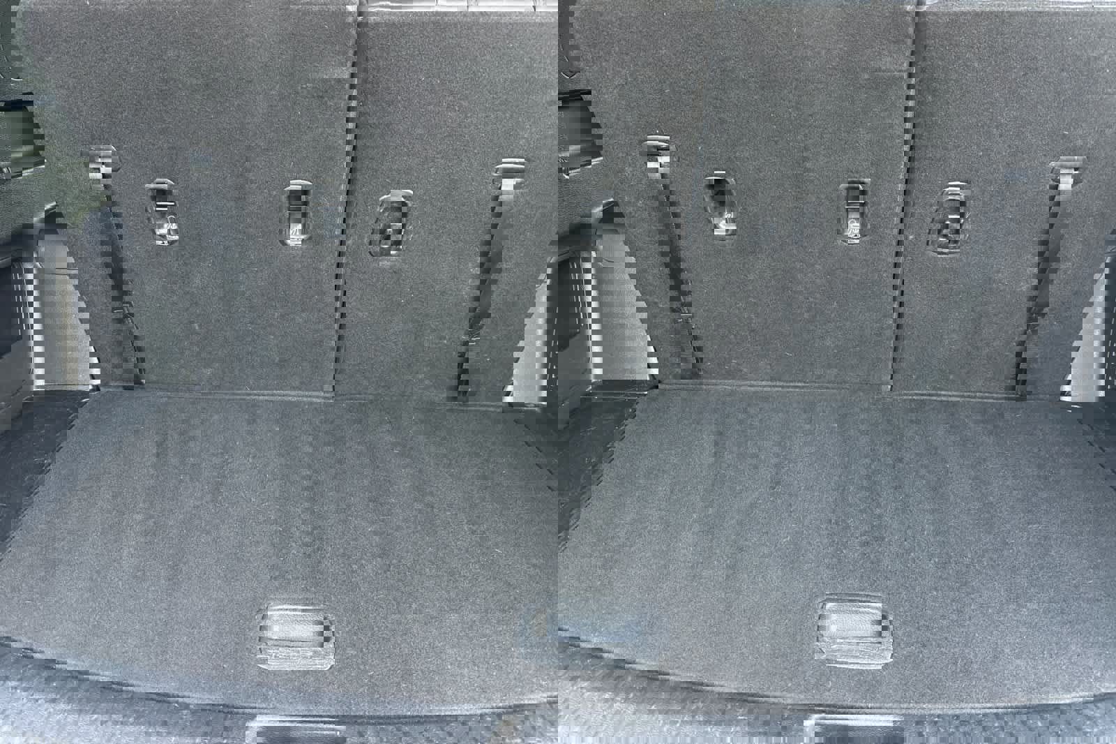 Used 2025 Kia Telluride S image 16